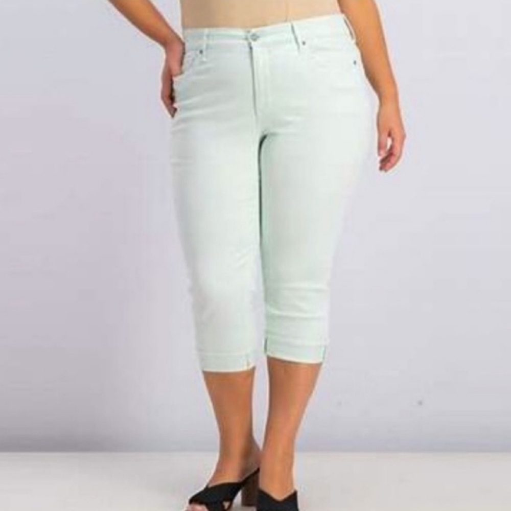 Women's NYDJ Premium Denim Marilyn Straight Capri Jeans Pastel Green NWT $89
